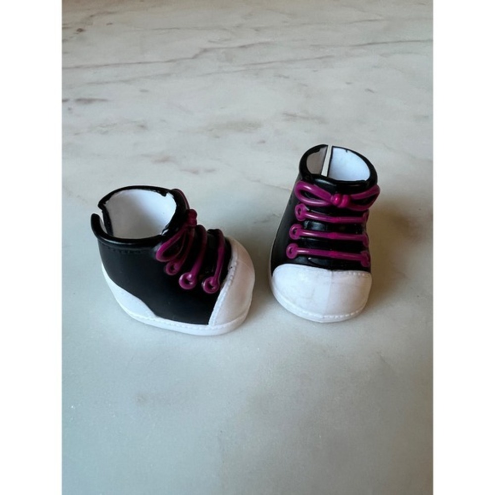 Lalaloopsy Replacement Black Shoes with Pink Laces Littles Doll